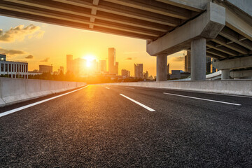 中泰融资租赁(苏州)有限公司怎么样？