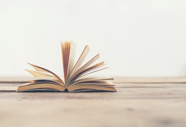 虚拟现实硬件的显示设备