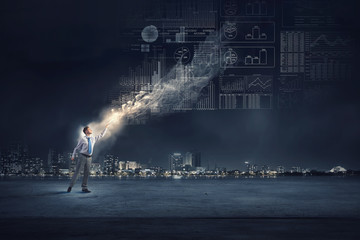 十堰武当山机场介绍？